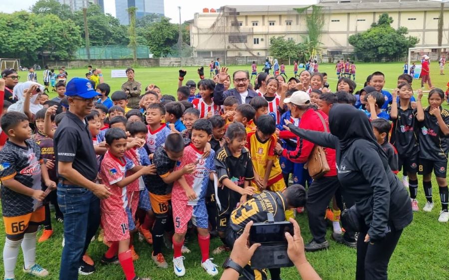 Shadiq Dukung Pembinaan Atlet Sepak Bola Usia Muda